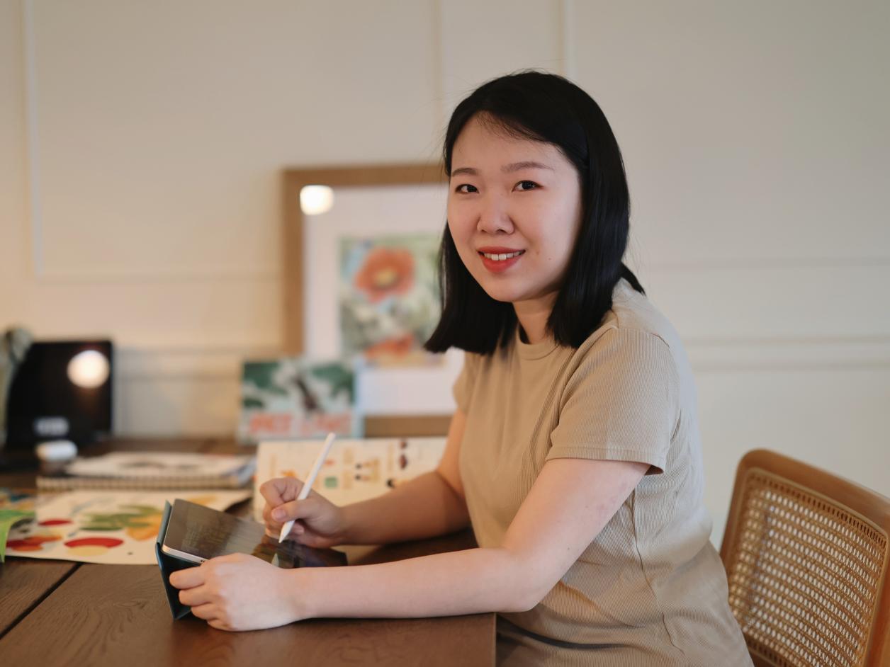 е漣Rebecca Yang   