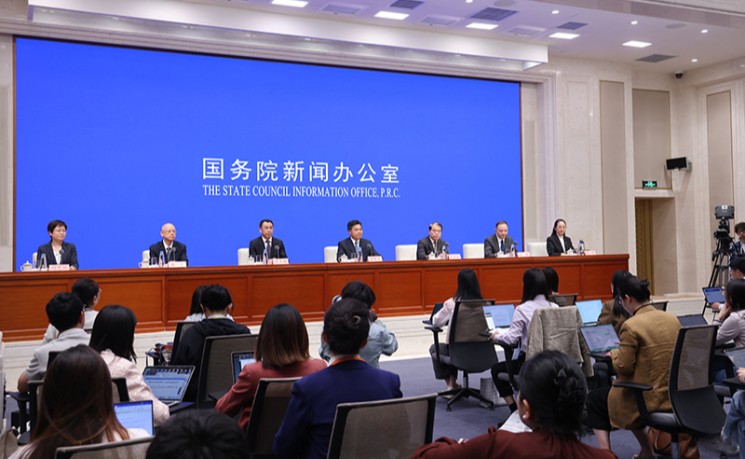 中国进一步优化离境退税政策  最低200元人民币就可申请离境退税