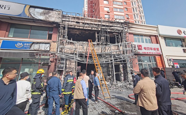 辽宁辽阳一饭店发生火灾 致22人死亡3人受伤