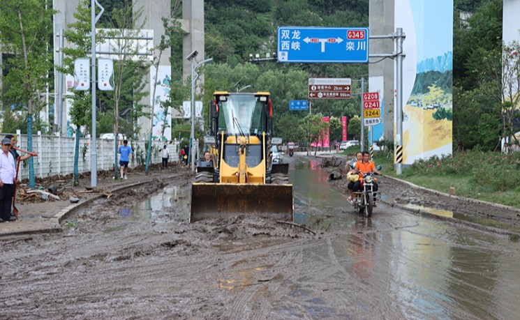 中国全面进入主汛期 7至8月呈“北涝南旱”格局