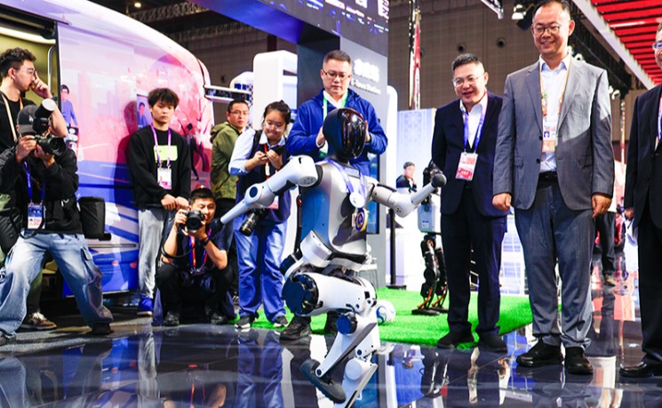 李强出席进博会开幕式：与天下同利 五年后中国GDP有望超170万亿人民币