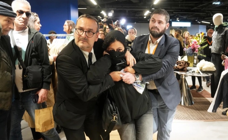 法国暂停访问希音网站 正值其在巴黎开设首家实体店