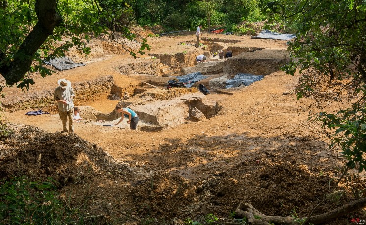 研究发现人类在约40万年前就会主动生火