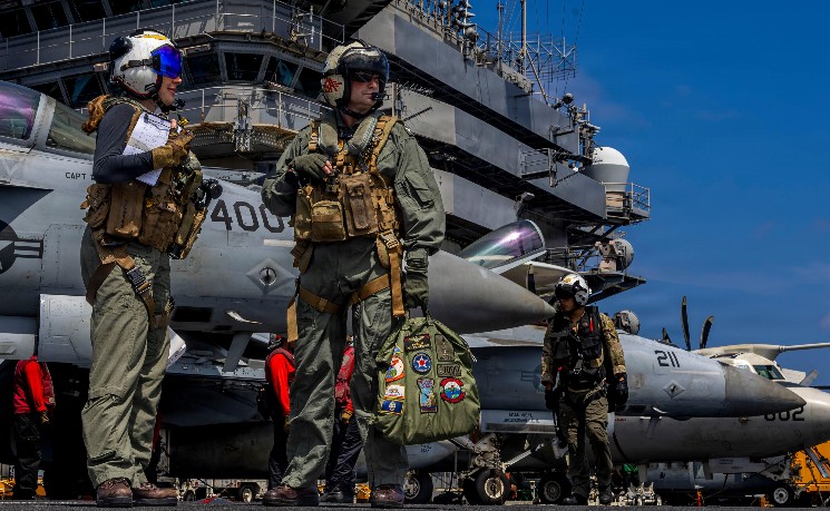 美防长喊话伊朗：美军已准备就绪