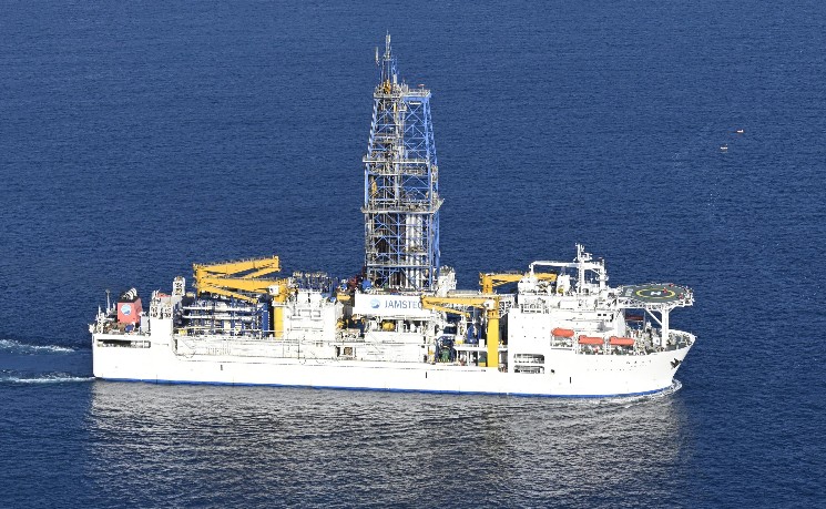 日本在南鸟岛海底成功试采稀土泥 寻求减少对中国稀土依赖