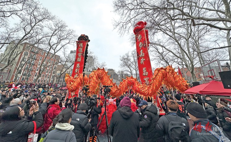 华埠大年初一炮竹节 上万民众共迎新春