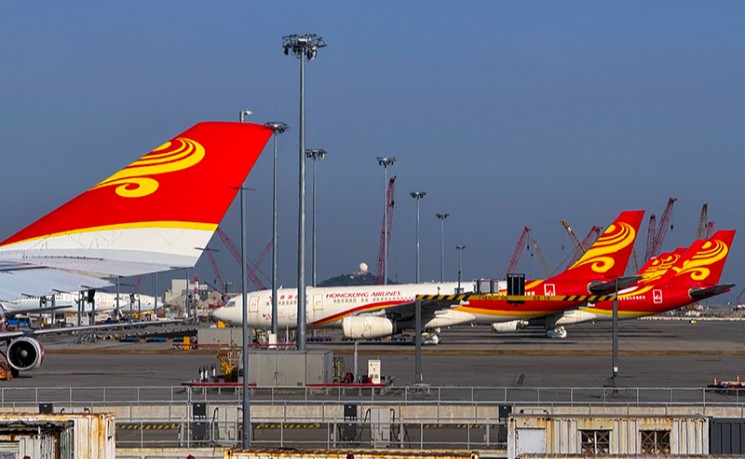 香港航空3月12日起调高燃油附加费