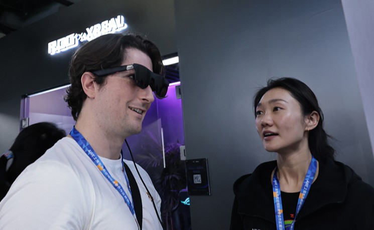 中国产AI眼镜今年出货量预计占全球市场45%