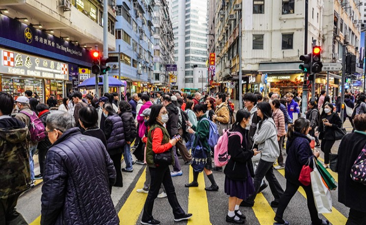 2025年香港本地居民总收入同比增长4.6%