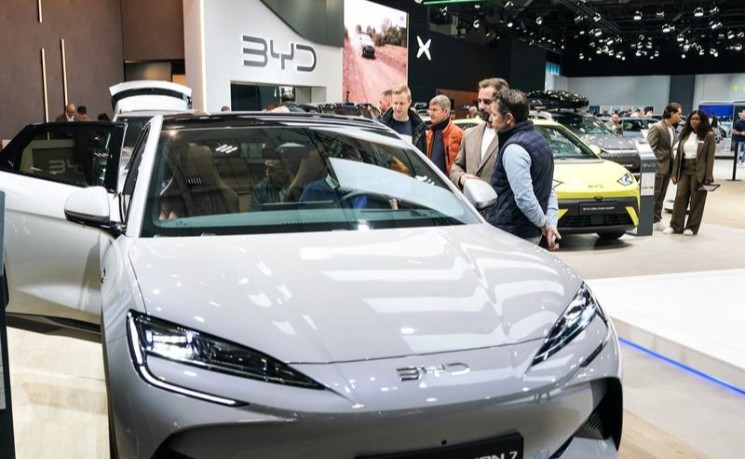 中国车企全球销量 首超日本跃居榜首