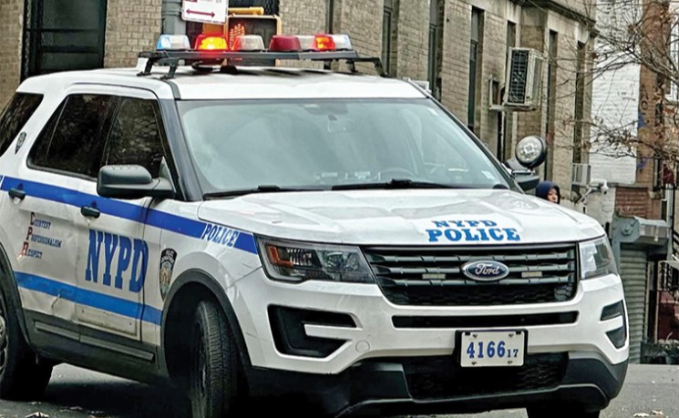 八大道华社一男子中枪受伤 蒙面嫌犯逃逸