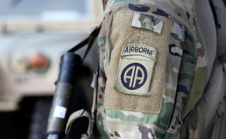 五角大楼增派第82空降师精锐旅赴中东