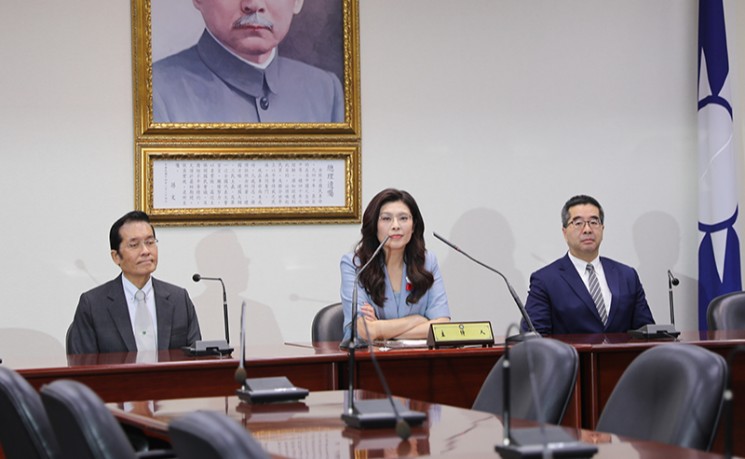 谈受邀即将访问大陆 郑丽文：两岸不需要兵凶战危