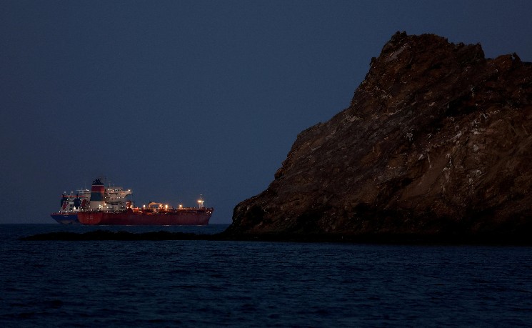 特朗普：结束对伊战事或&ldquo;两三周&rdquo; 对霍尔木兹海峡安全&ldquo;不负责&rdquo;