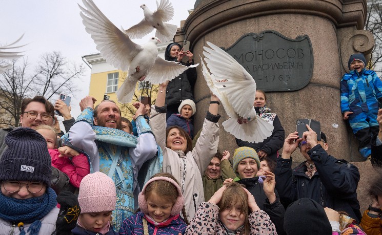 普京宣布东正教复活节停火 乌克兰跟进