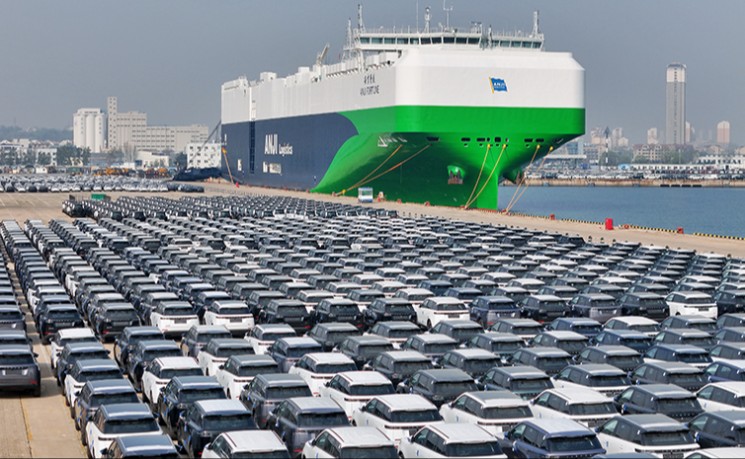 中国一季度进出口总值超&yen;11万亿元 季度增速达近五年新高