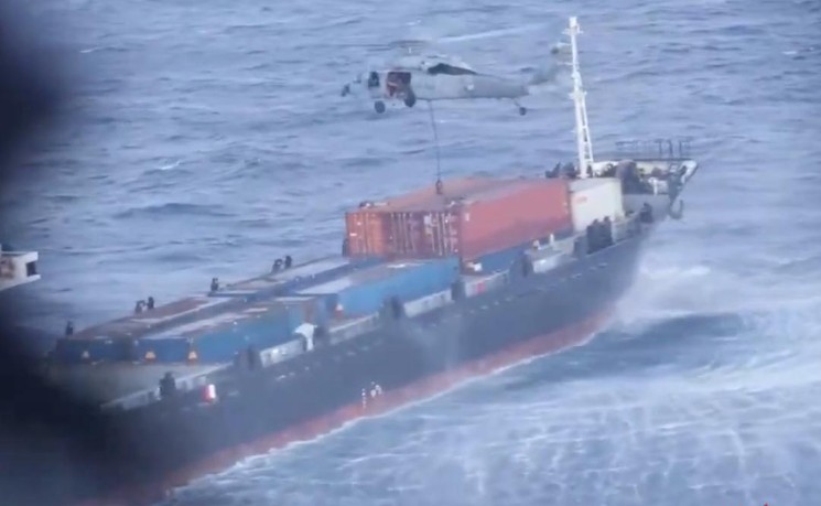 曝特朗普要求准备长期封锁伊朗