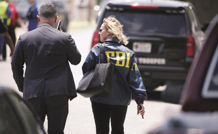 移民局升级背景审查   绿卡、入籍案须过FBI筛查