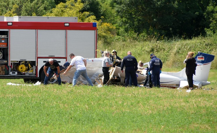 克罗地亚一架小飞机坠毁致4人死亡