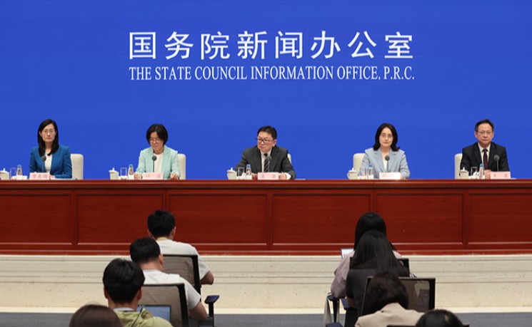 中国推15项措施稳外资促融资