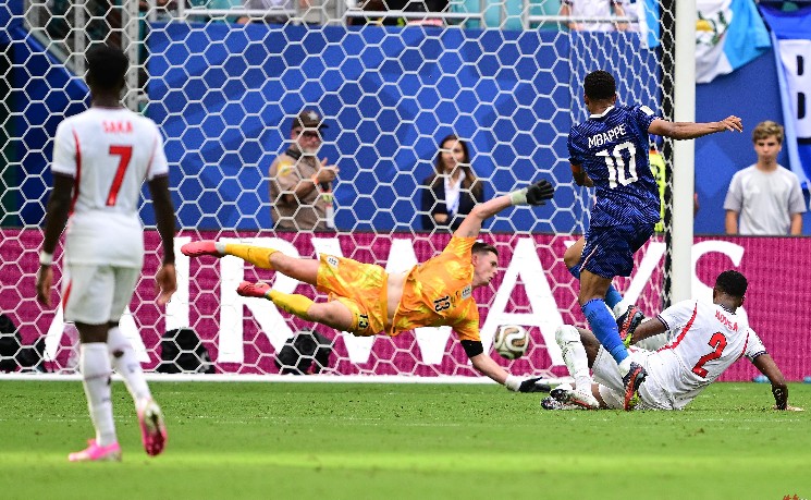 世界杯｜ 铜牌决赛：英格兰队胜法国队