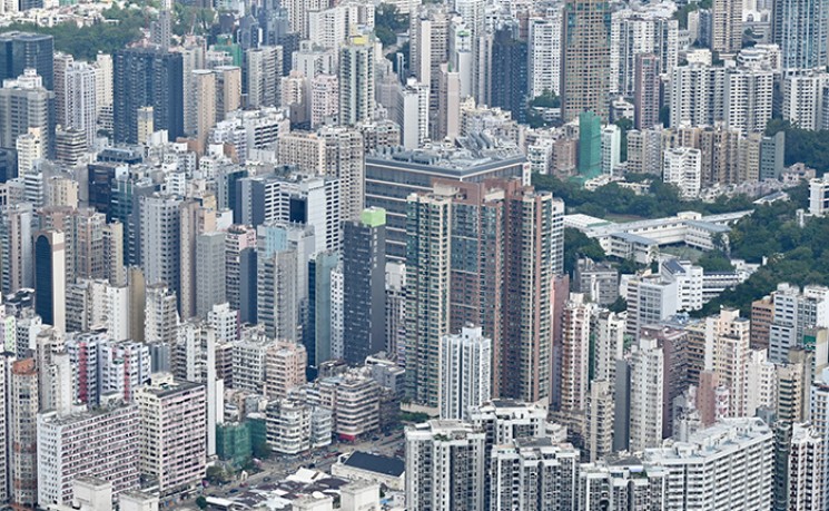 香港楼价连升13个月 上半年累计升近8%