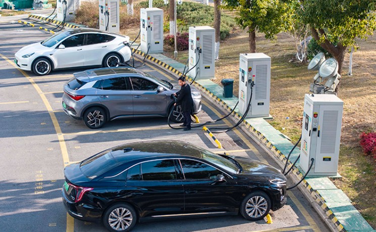 中国将严格实施新能源车&ldquo;带电池报废&rdquo;