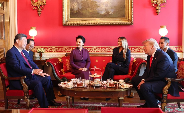 曝特朗普询问习近平是否愿意购买美国武器