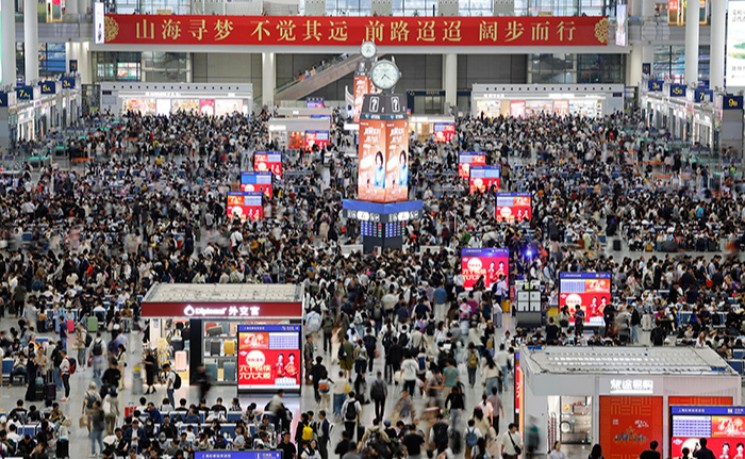 长三角铁路迎&ldquo;十一&rdquo;国庆假期客流最高峰 10月1日预计发送旅客440万人次