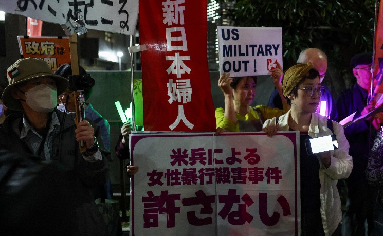 驻日美军涉嫌抢劫杀人嫌犯拒认罪 驻冲绳美军实施外出限制