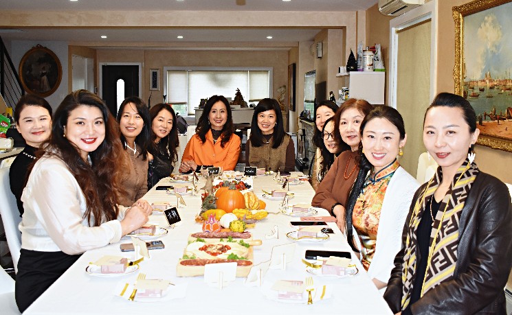 美国亚裔女性商会举办秋日女性主题沙龙